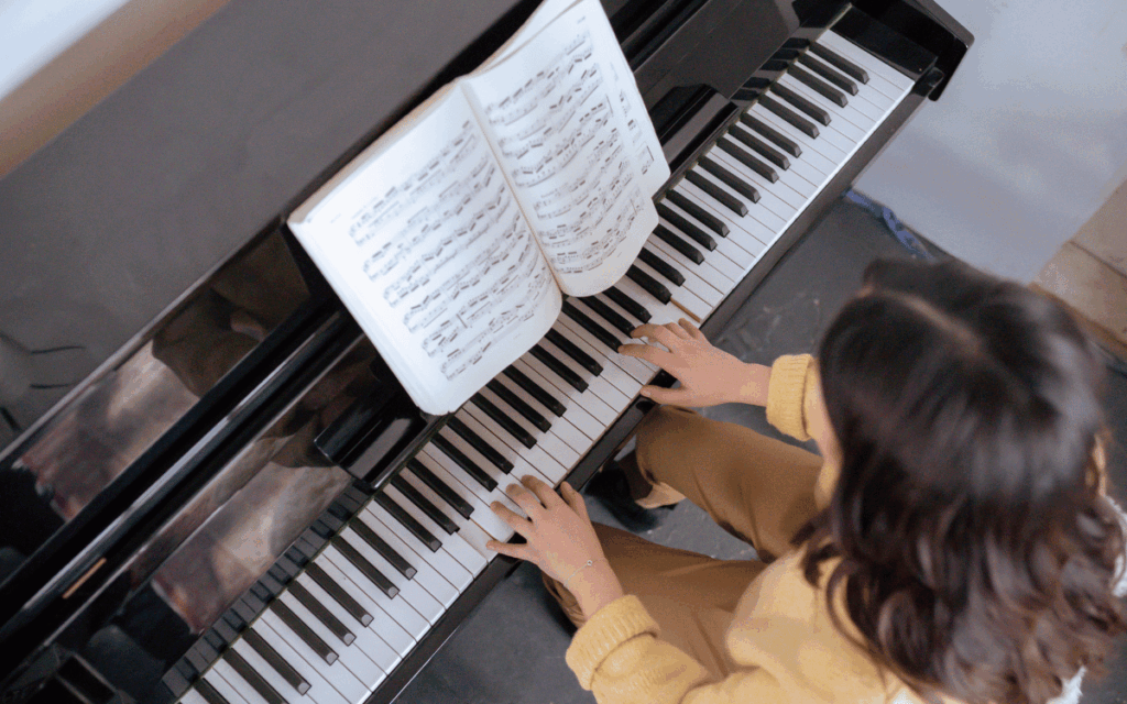 Curso online de piano salsa para principiantes con lecciones paso a paso